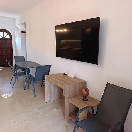 Vakantiehuis Kabanos Easy , Free Parking *
